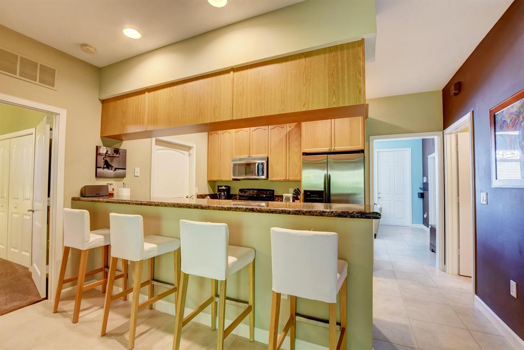 VILLAS SANTORINI CONDO - Residential