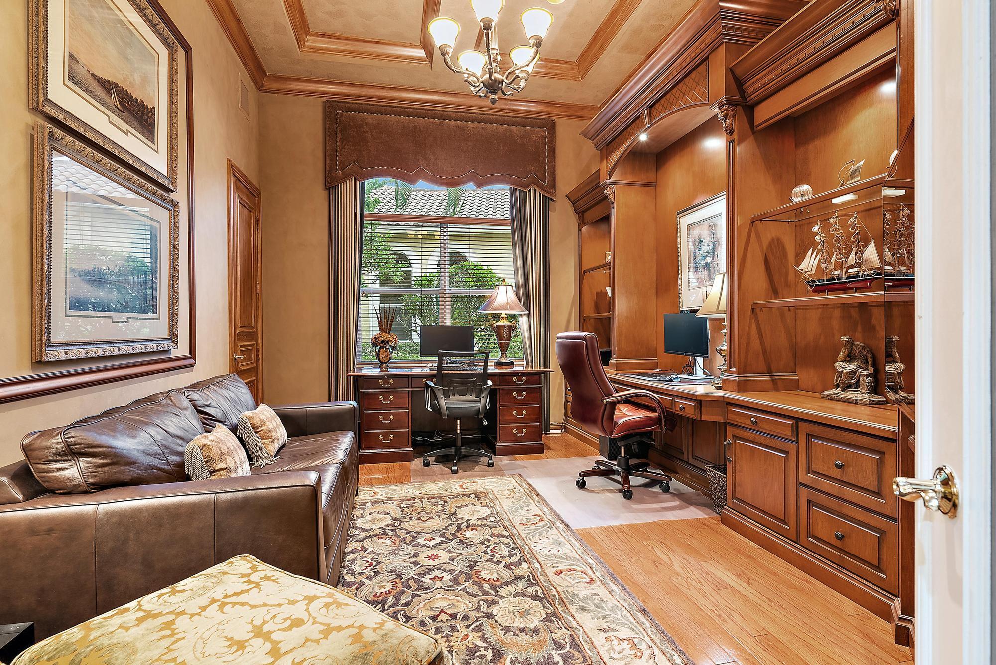 IBIS GOLF AND COUNTRY CLU - Residential