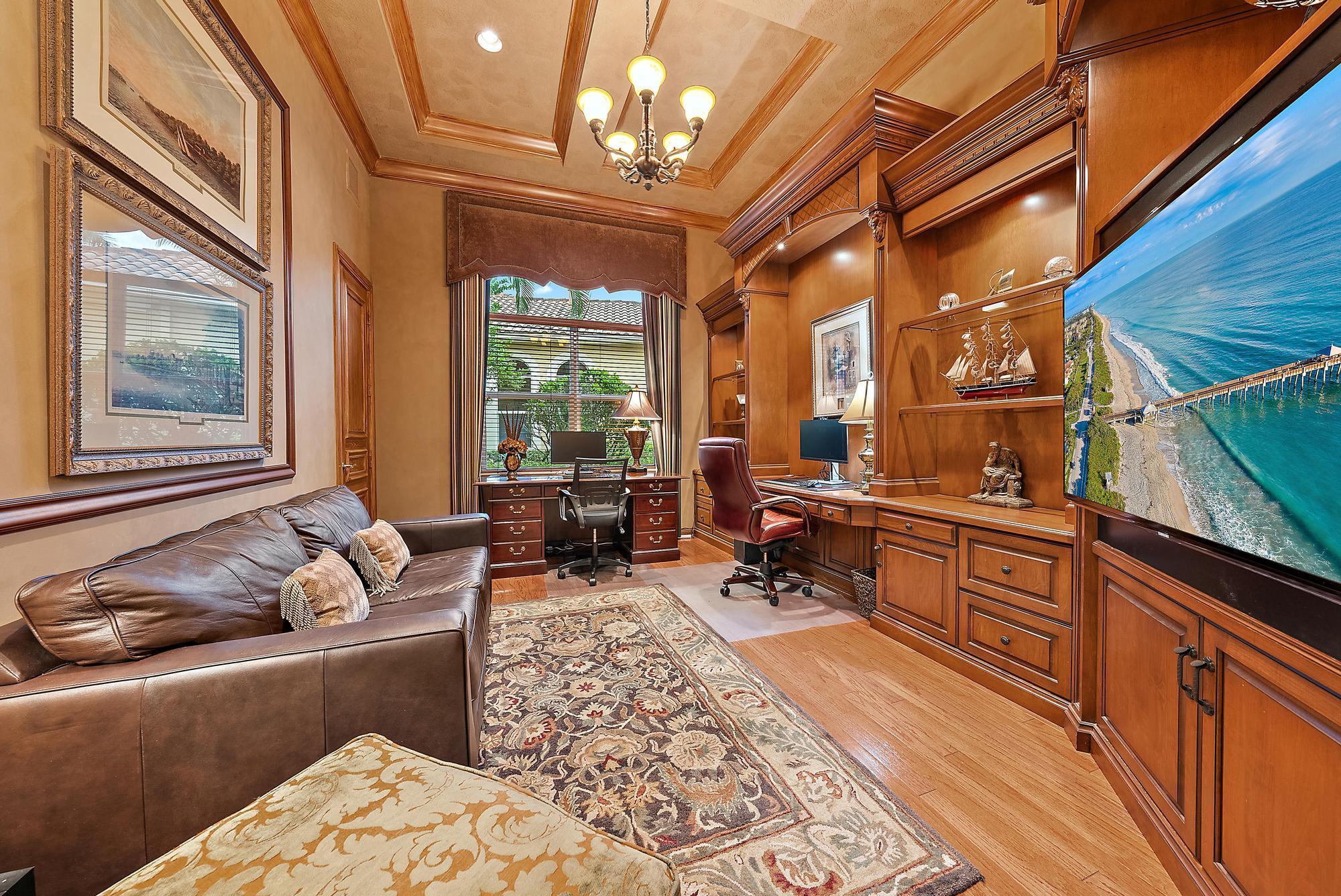 IBIS GOLF AND COUNTRY CLU - Residential