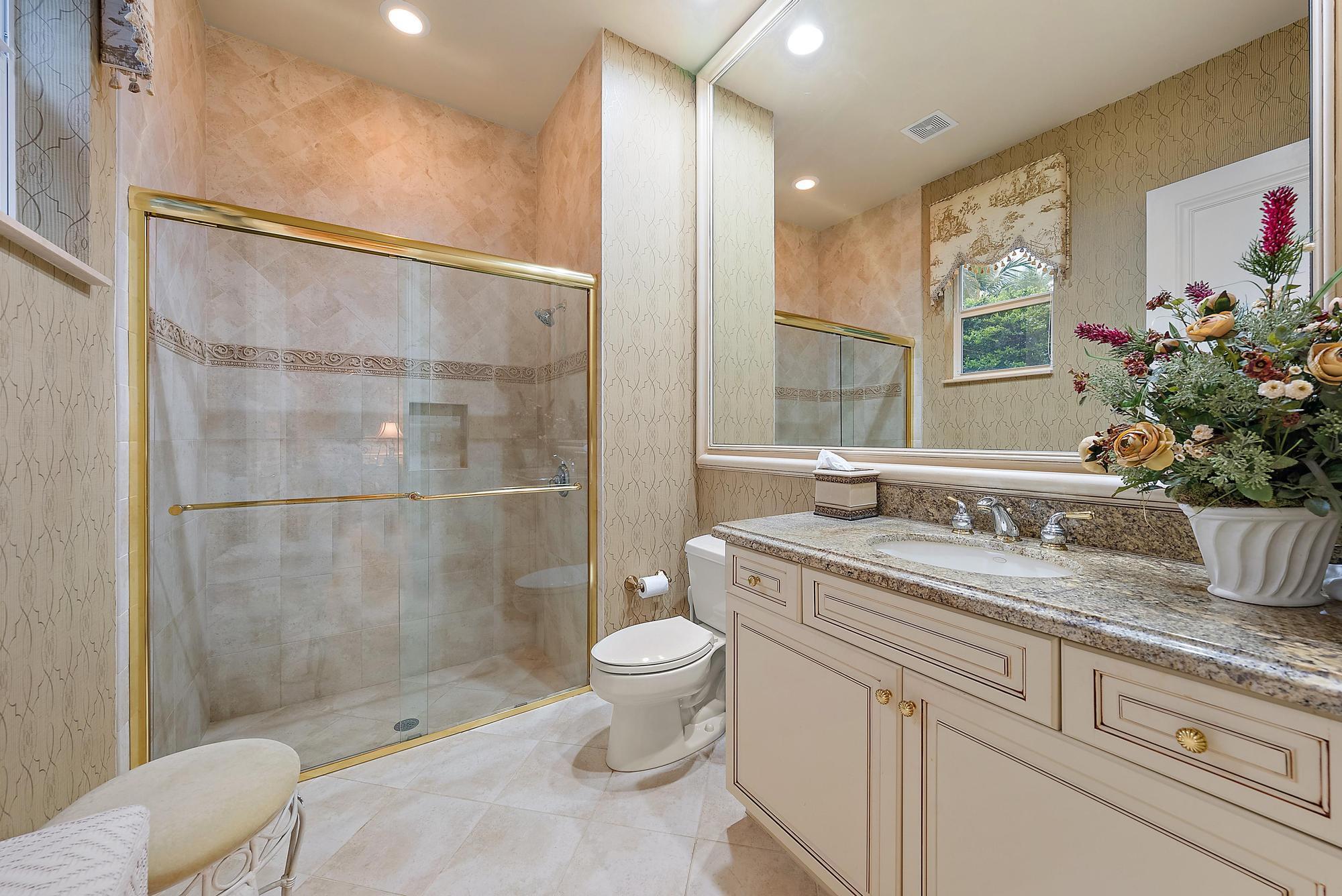 IBIS GOLF AND COUNTRY CLU - Residential