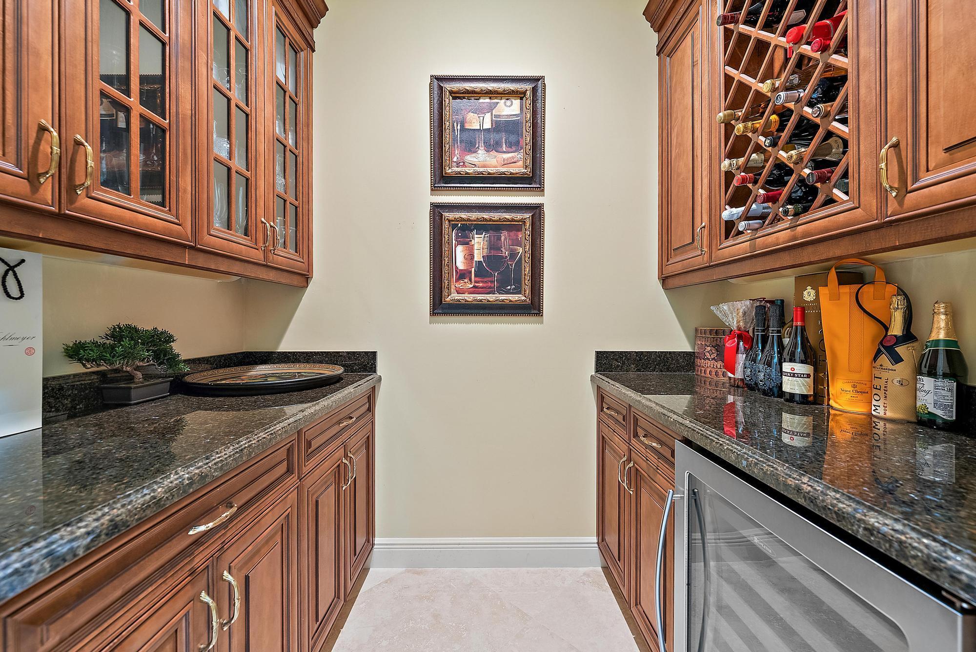 IBIS GOLF AND COUNTRY CLU - Residential