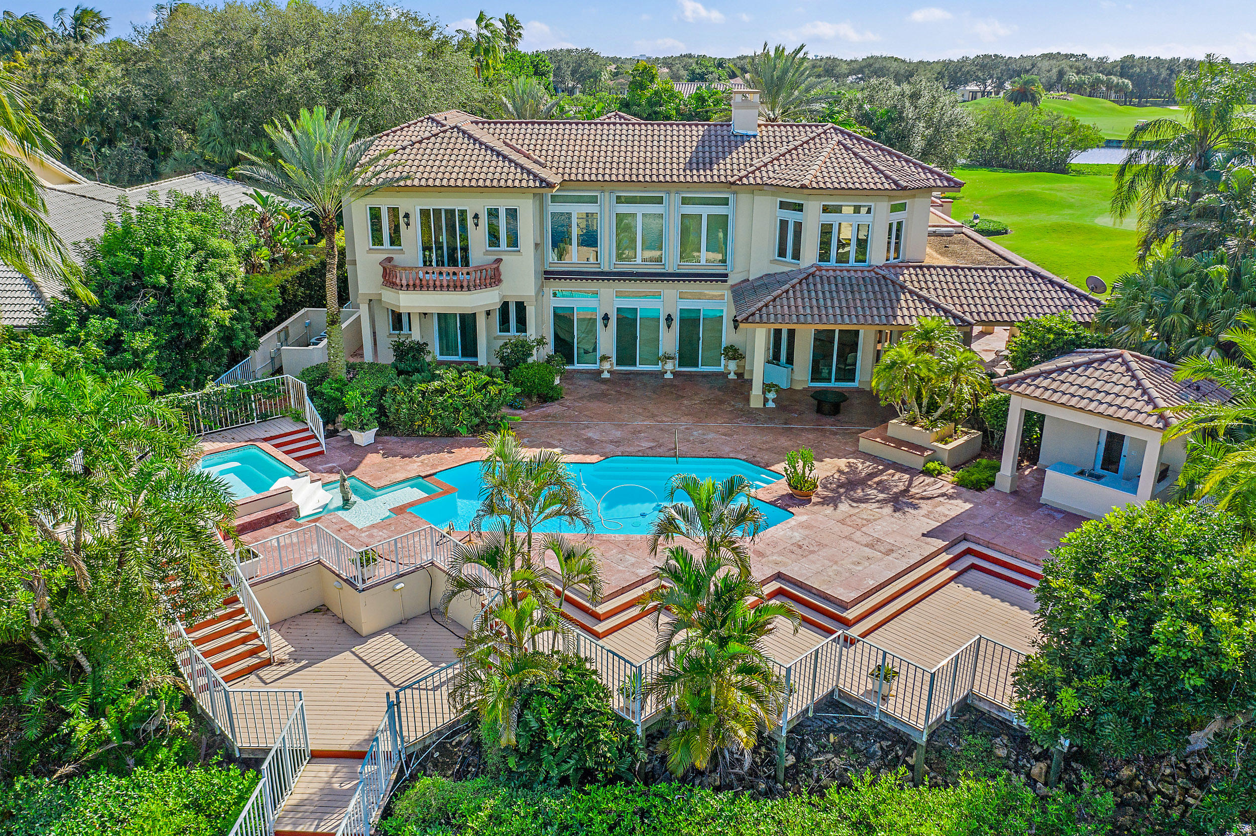 Admirals Cove - Residential