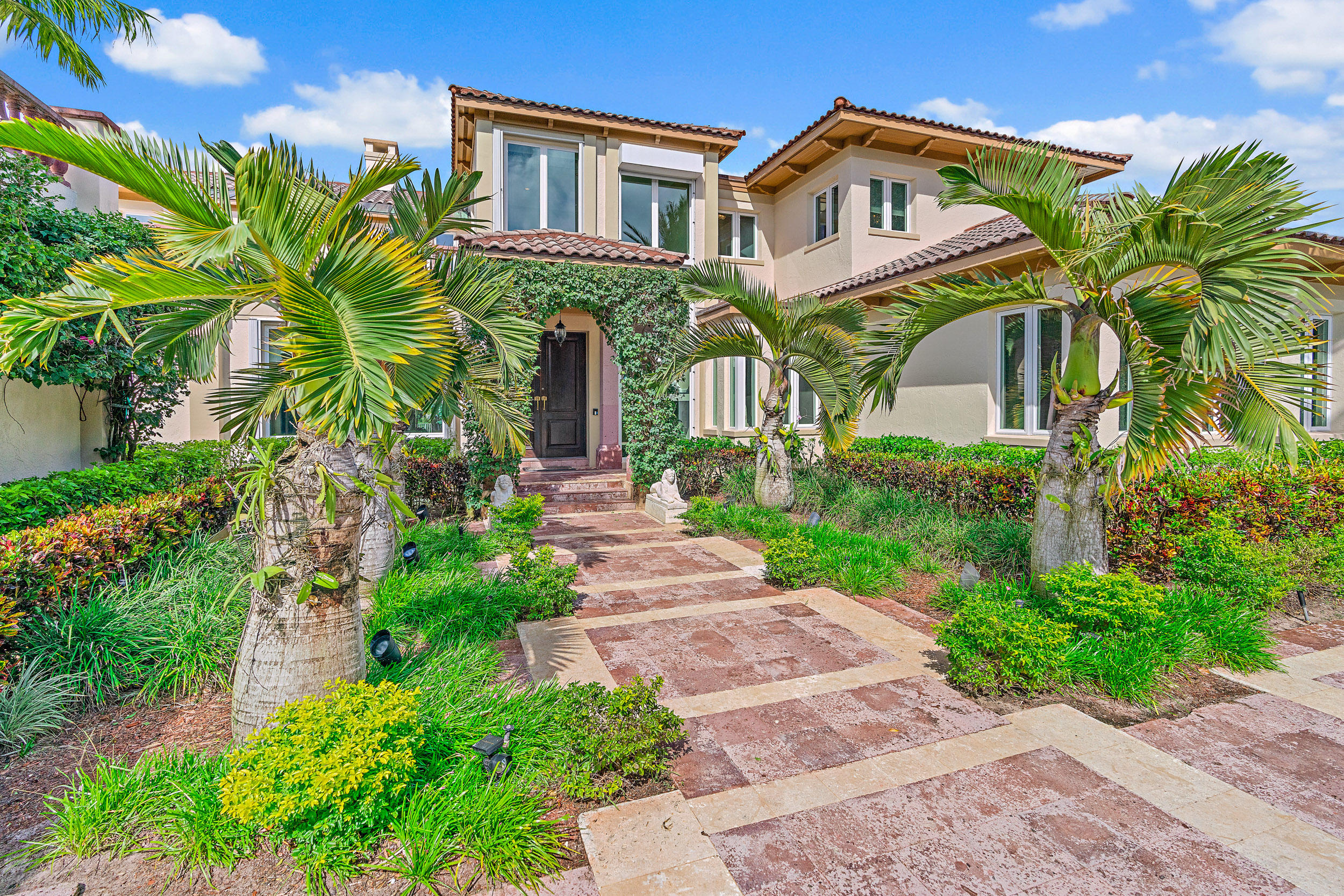 Admirals Cove - Residential