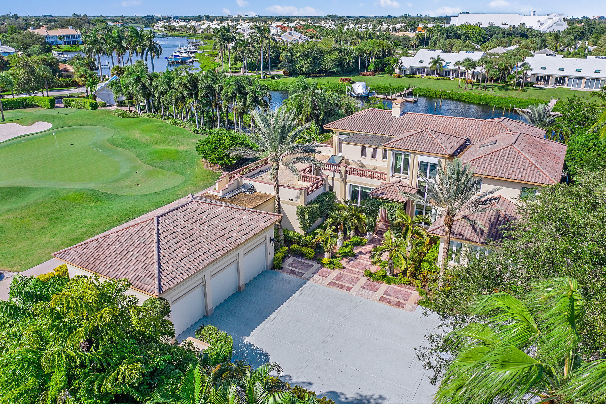 Admirals Cove - Residential