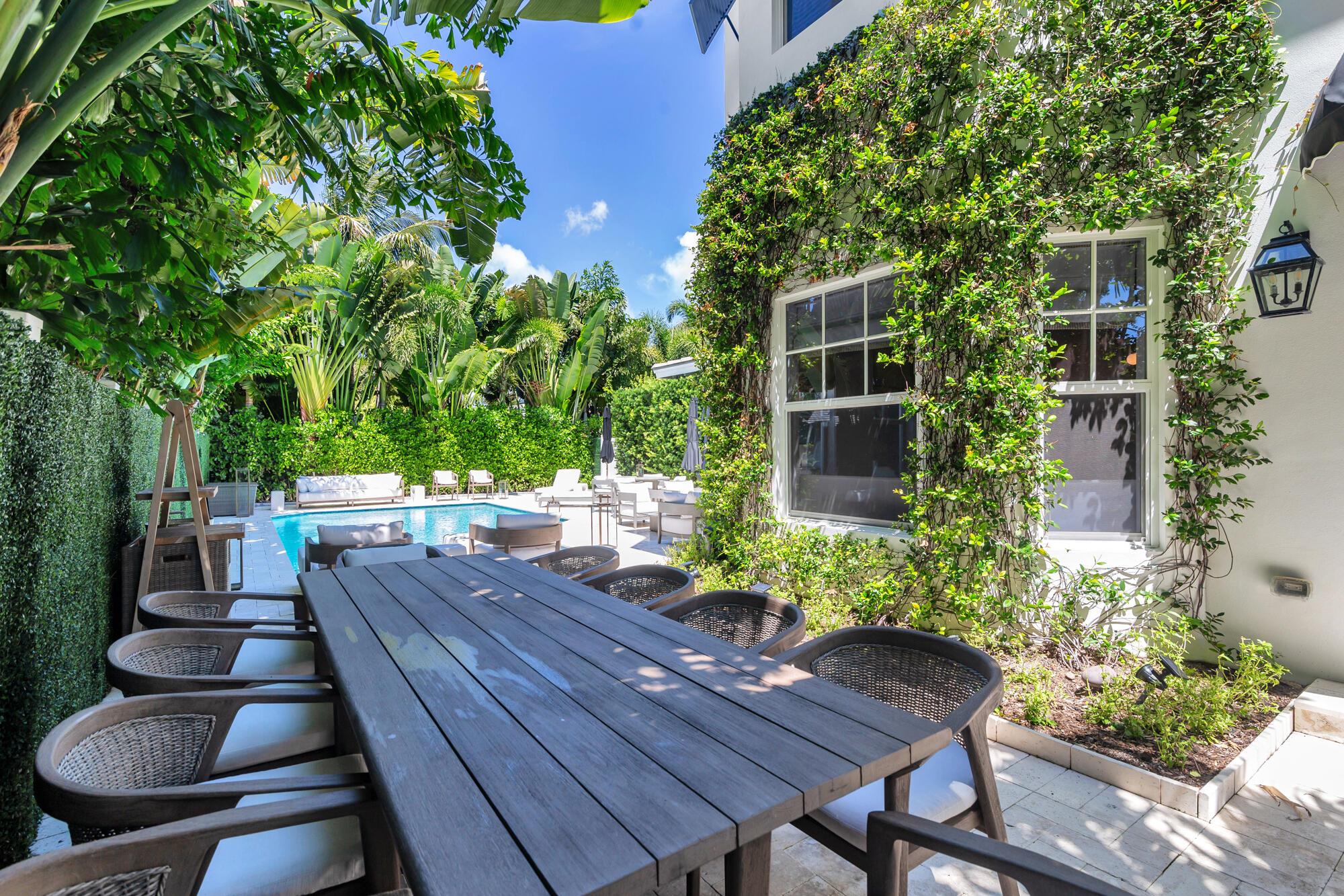 EDMOR ESTS ADD TO WPB IN - Residential