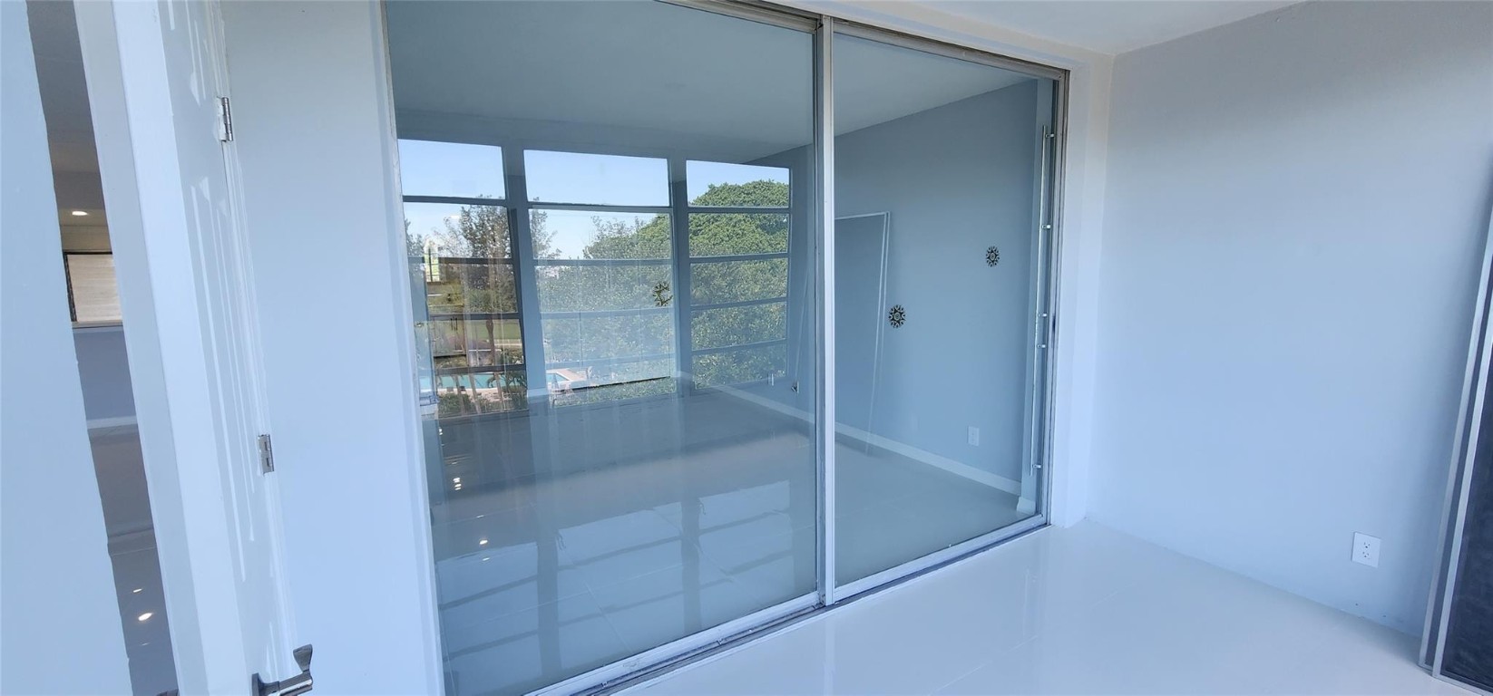 PALM AIRE COUNTRY CLUB - Residential