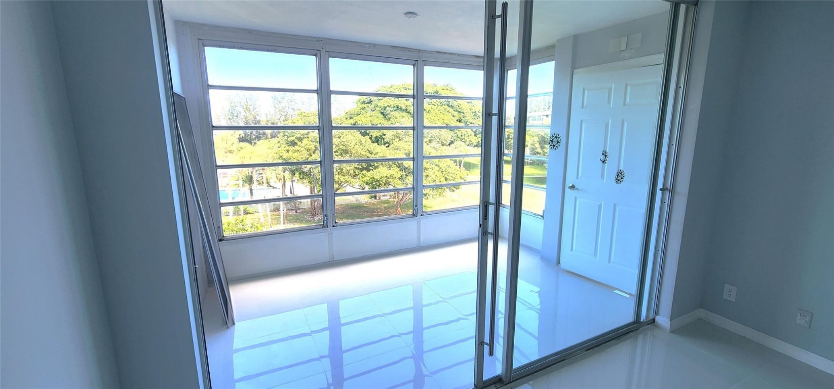 PALM AIRE COUNTRY CLUB - Residential