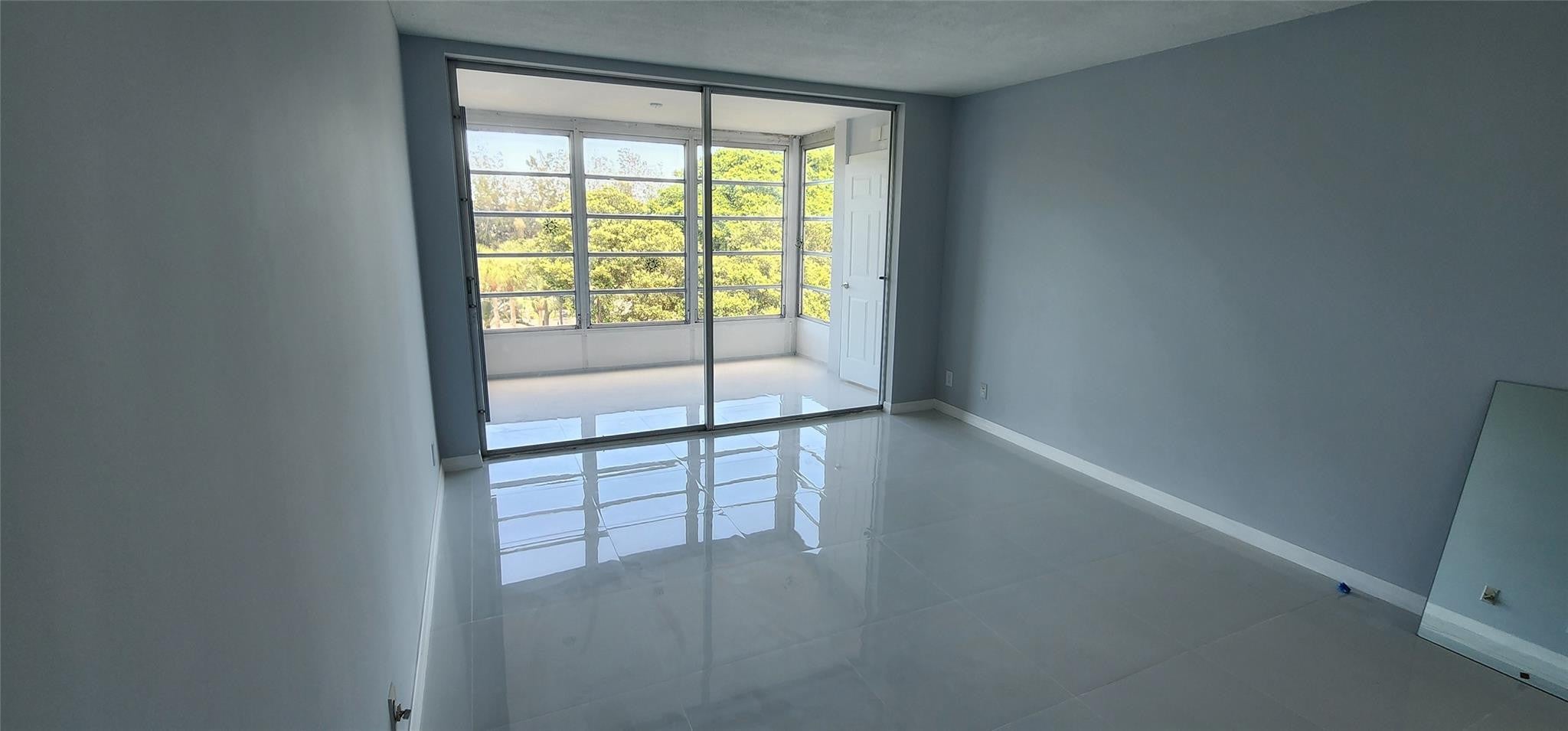 PALM AIRE COUNTRY CLUB - Residential