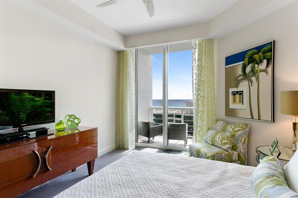 BEACH FRONT AT SINGER ISL - Residential