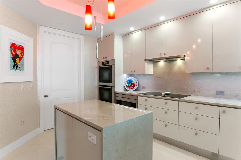 BEACH FRONT AT SINGER ISL - Residential