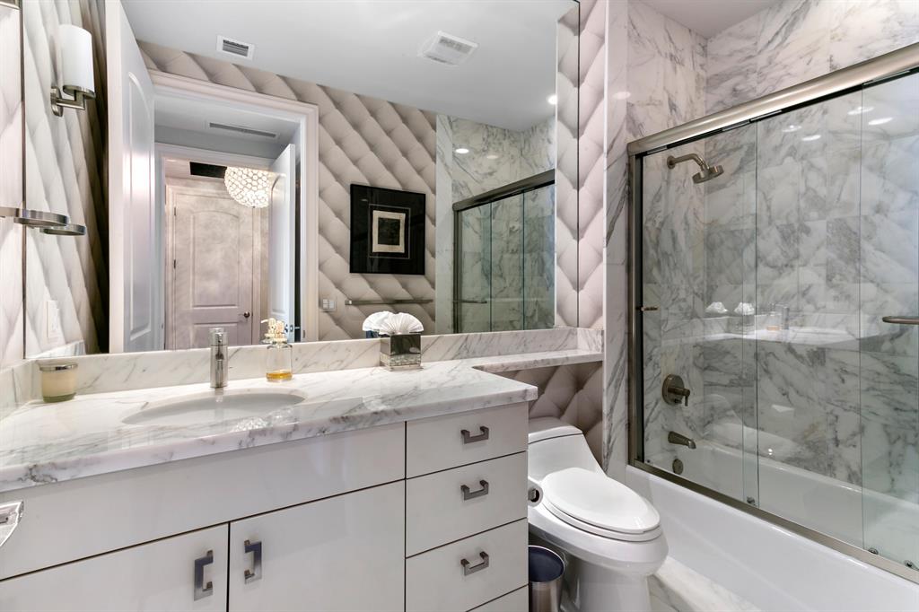 BEACH FRONT AT SINGER ISL - Residential