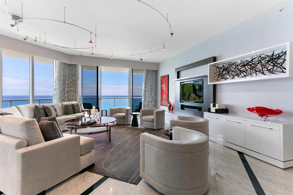 BEACH FRONT AT SINGER ISL - Residential