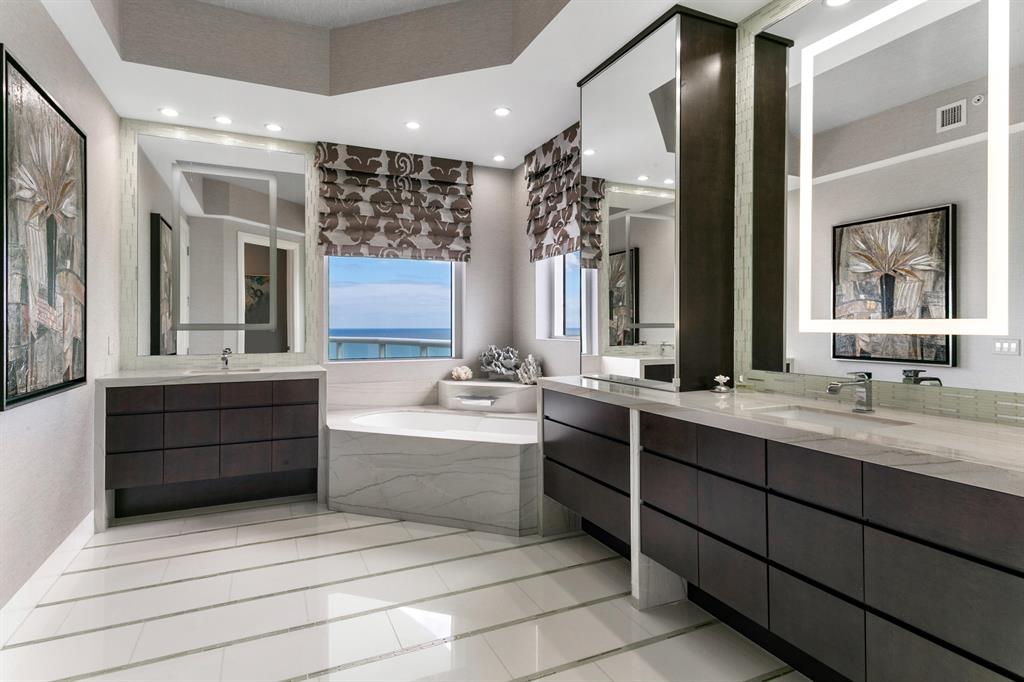 BEACH FRONT AT SINGER ISL - Residential