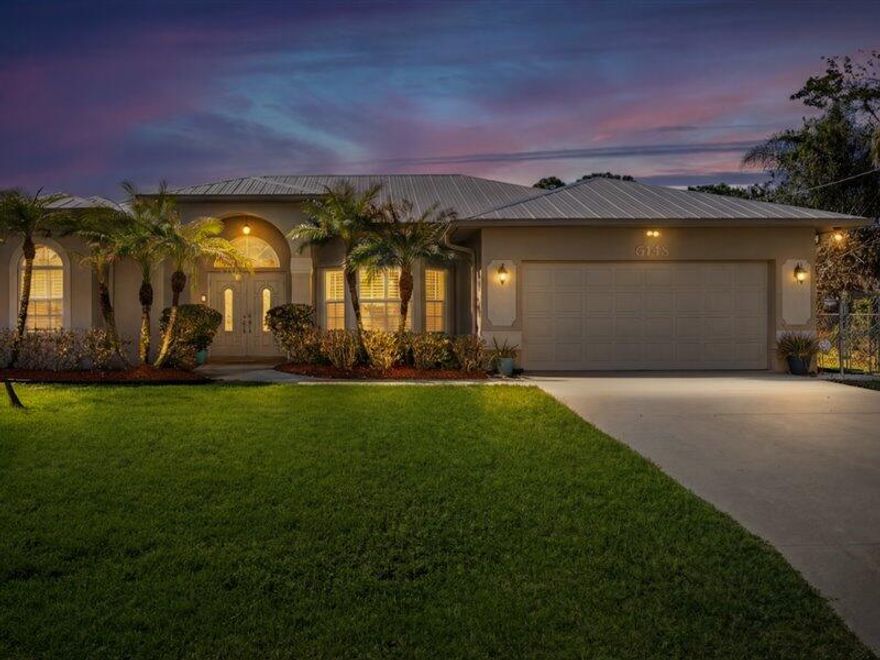 Experience the ultimate tropical lifestyle in this beautifully maintained 3-bedroom, 2.5-bathroom home located in the highly desirable Torino area of Port St. Lucie. Designed for both relaxation and entertaining, this property features a private pool with a spacious lanai—perfect for enjoying Florida's year-round sunshine and outdoor living. Inside, you'll find a well-appointed layout with generous living spaces, a functional kitchen, and comfortable bedrooms ideal for families or guests. The 2-car garage provides ample storage and convenience. Situated in a prime location, this home offers easy access to shopping, dining, I-95, Tradition, and the Mets spring training facility. Best of all, enjoy the freedom of no HOA restrictions. This home is definitely worth looking at!