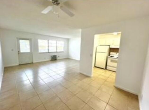 *** 1st FLOOR CONDO****** FREE LAUNDRY***Beautiful Century Village in West Palm Beach. 12 pools, Clubhouse with 1200 seat theatre, billards, card room, tennis courts, pickle ball, bocce ball, gym, intra bussing system and  roomMust be at least 55 years old.  1st and security only!