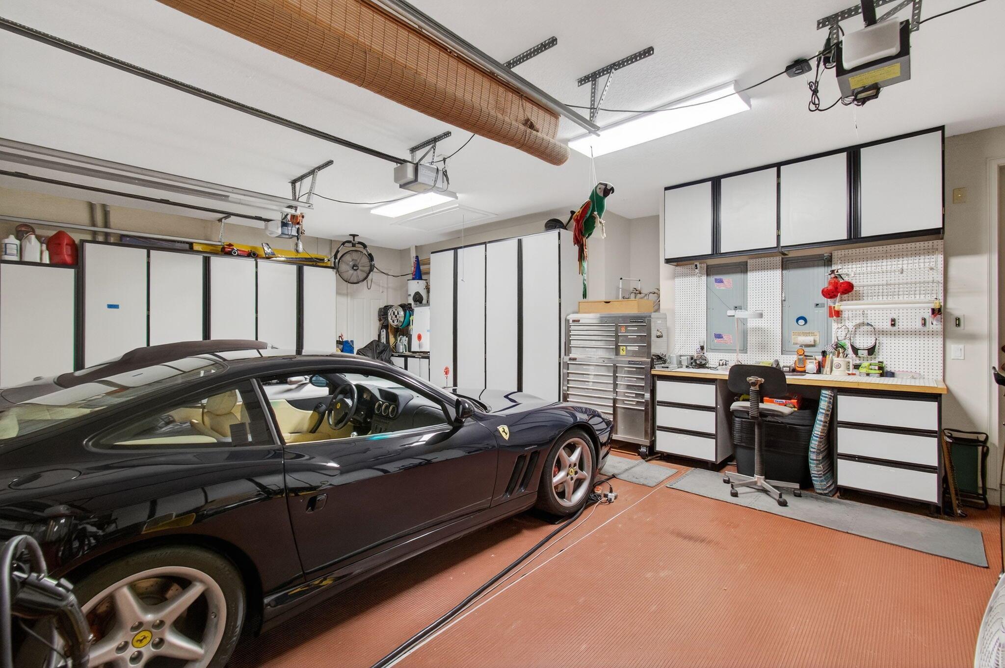 Wellington, Florida, 33414, United States, 5 Bedrooms Bedrooms, ,5 BathroomsBathrooms,Residential,Active,1943719