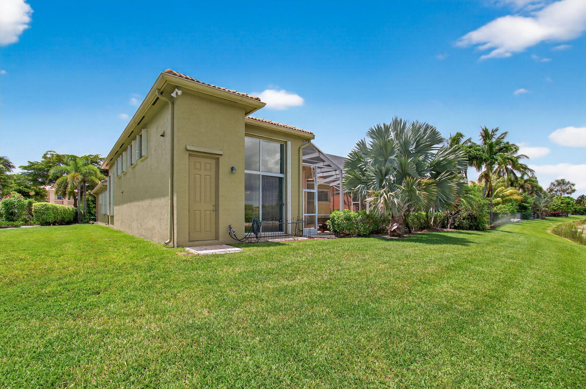 Wellington, Florida, 33414, United States, 5 Bedrooms Bedrooms, ,5 BathroomsBathrooms,Residential,Active,1943719