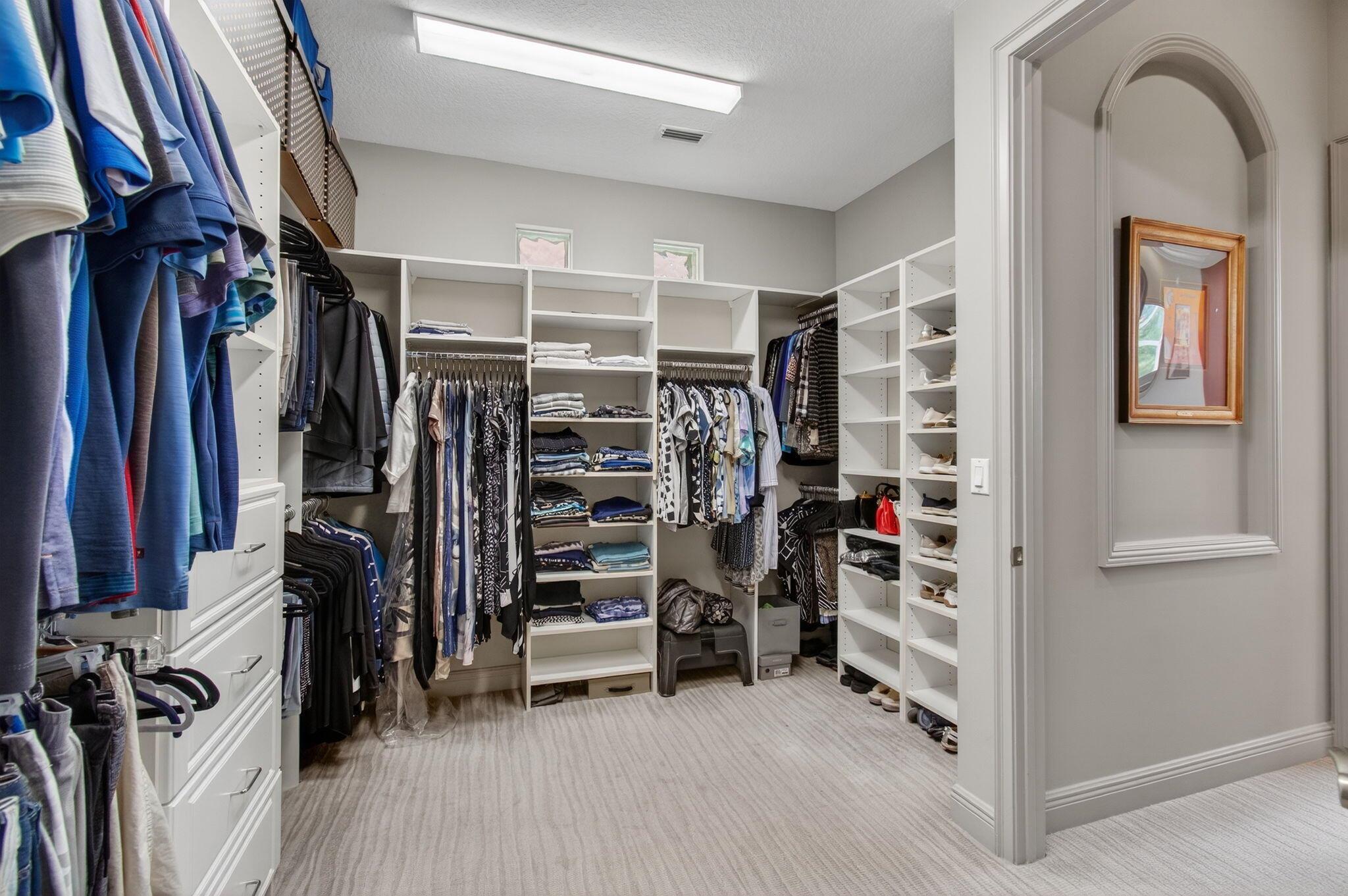 Wellington, Florida, 33414, United States, 5 Bedrooms Bedrooms, ,5 BathroomsBathrooms,Residential,Active,1943719