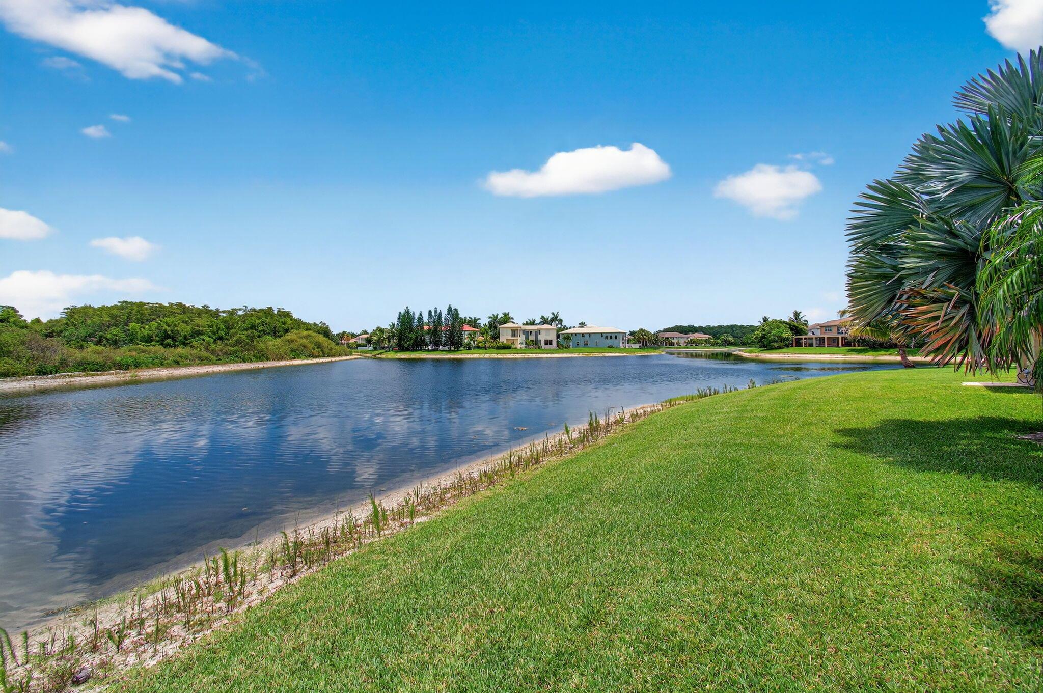 Wellington, Florida, 33414, United States, 5 Bedrooms Bedrooms, ,5 BathroomsBathrooms,Residential,Active,1943719