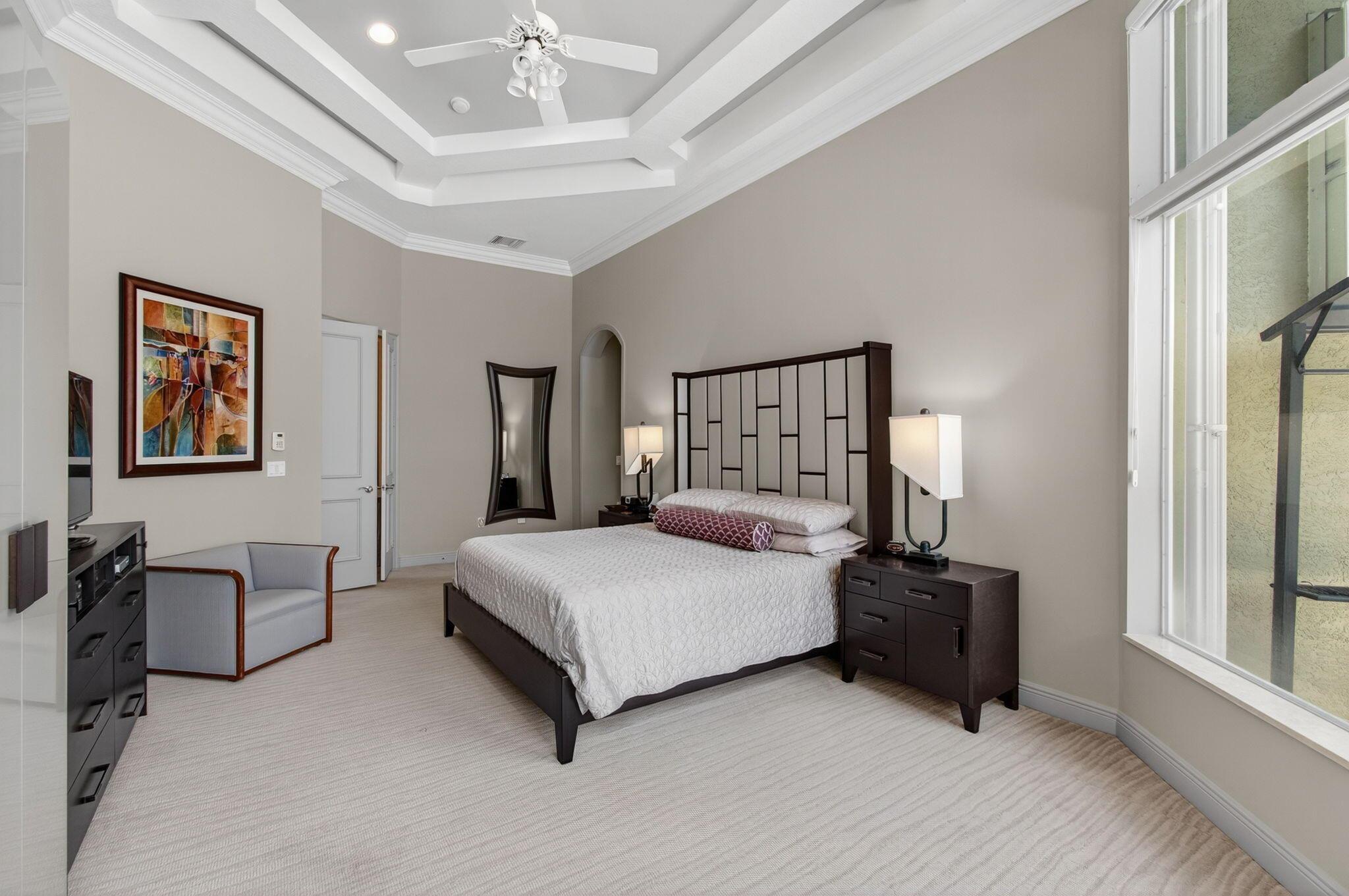 Wellington, Florida, 33414, United States, 5 Bedrooms Bedrooms, ,5 BathroomsBathrooms,Residential,Active,1943719