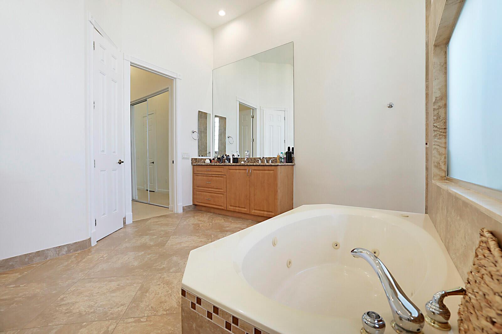 BOCA FALLS PAR K - Residential Lease
