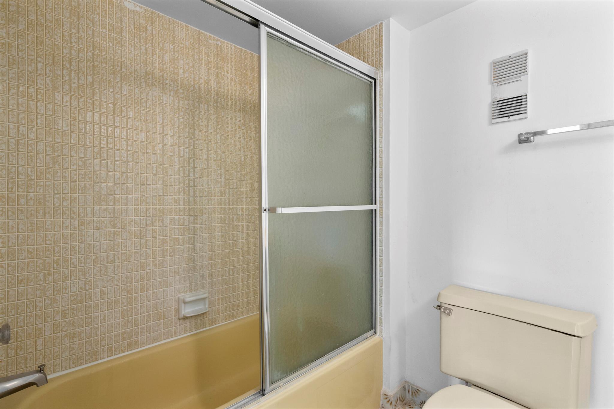 SABAL PALM VILLAGE 2 COND - Residential