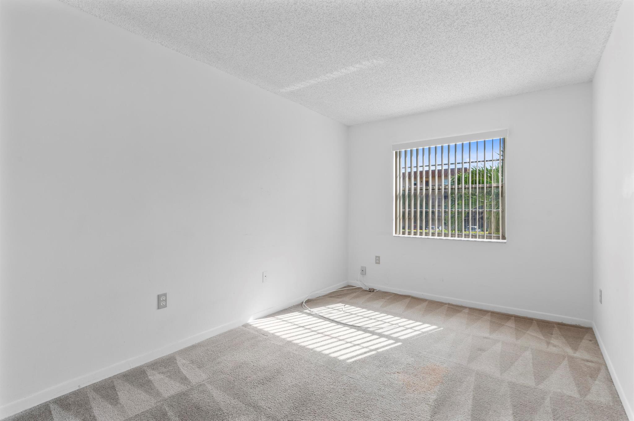 SABAL PALM VILLAGE 2 COND - Residential