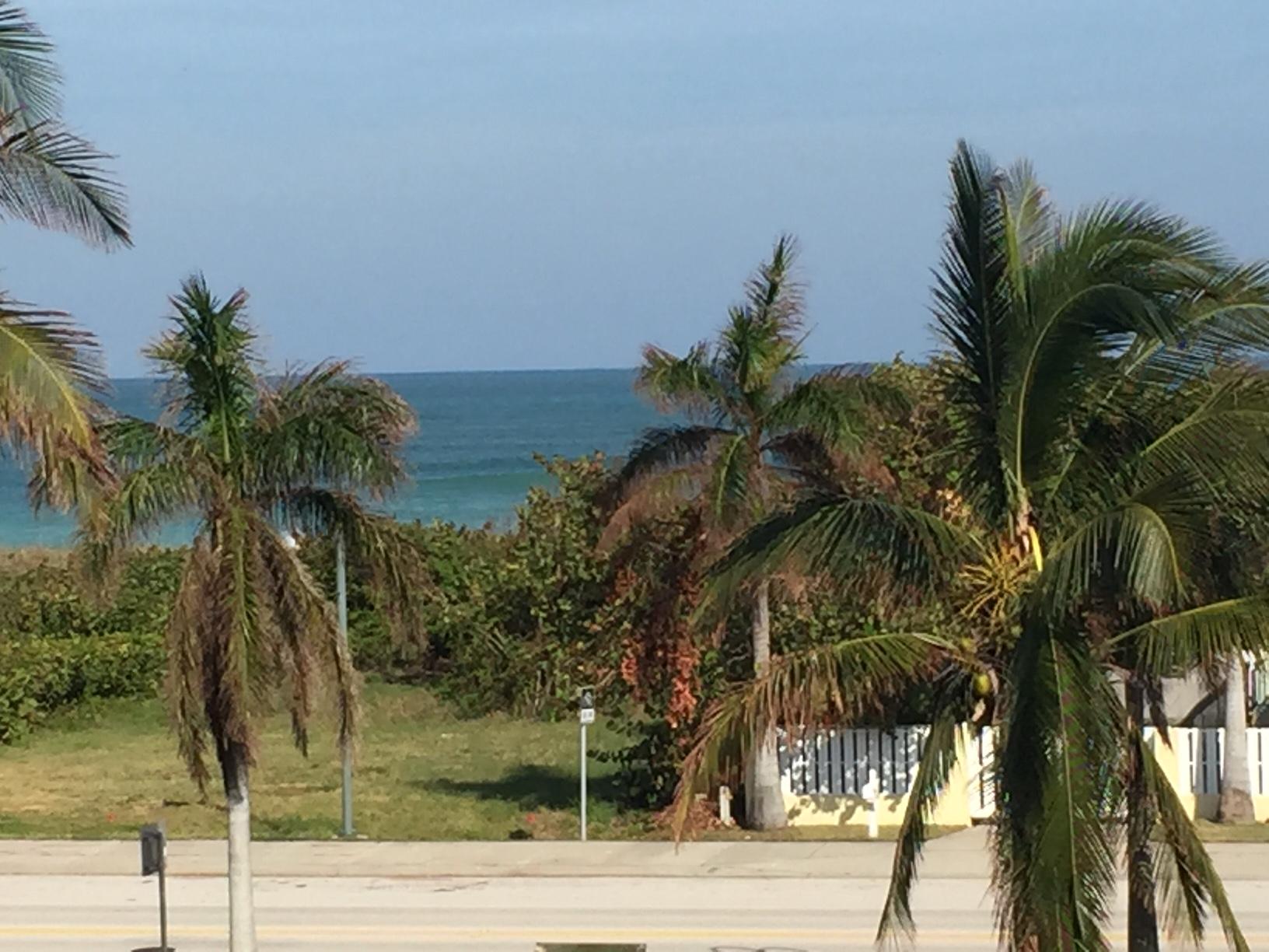 TROPICAL BEACH - Residential