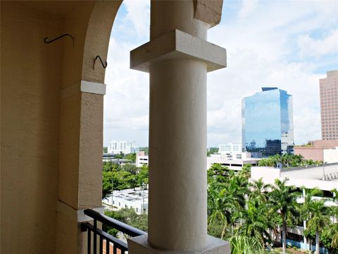 520 SE 5th Ave 3703 Fort Lauderdale FL 33301