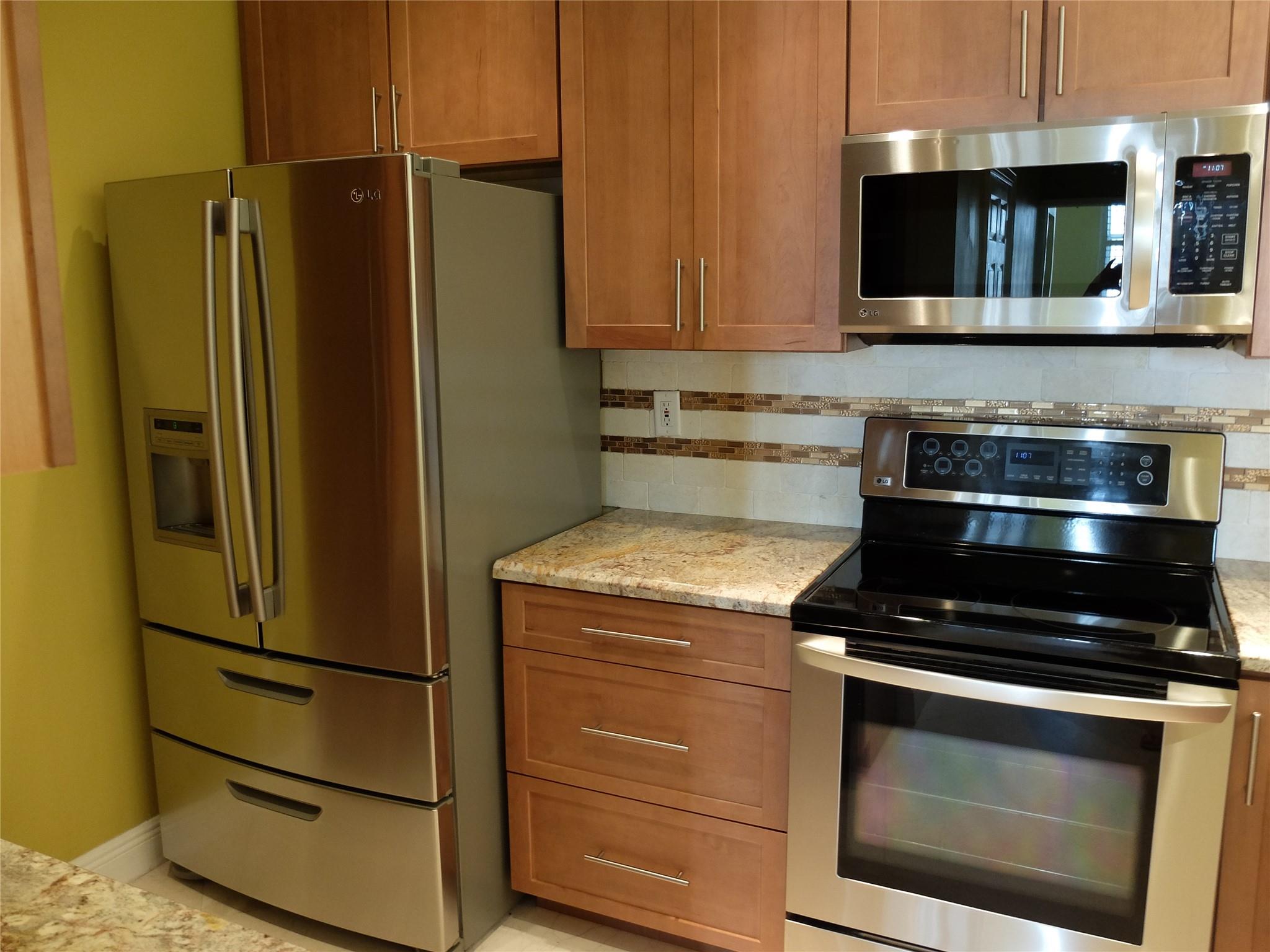 520 SE 5th Ave 3703