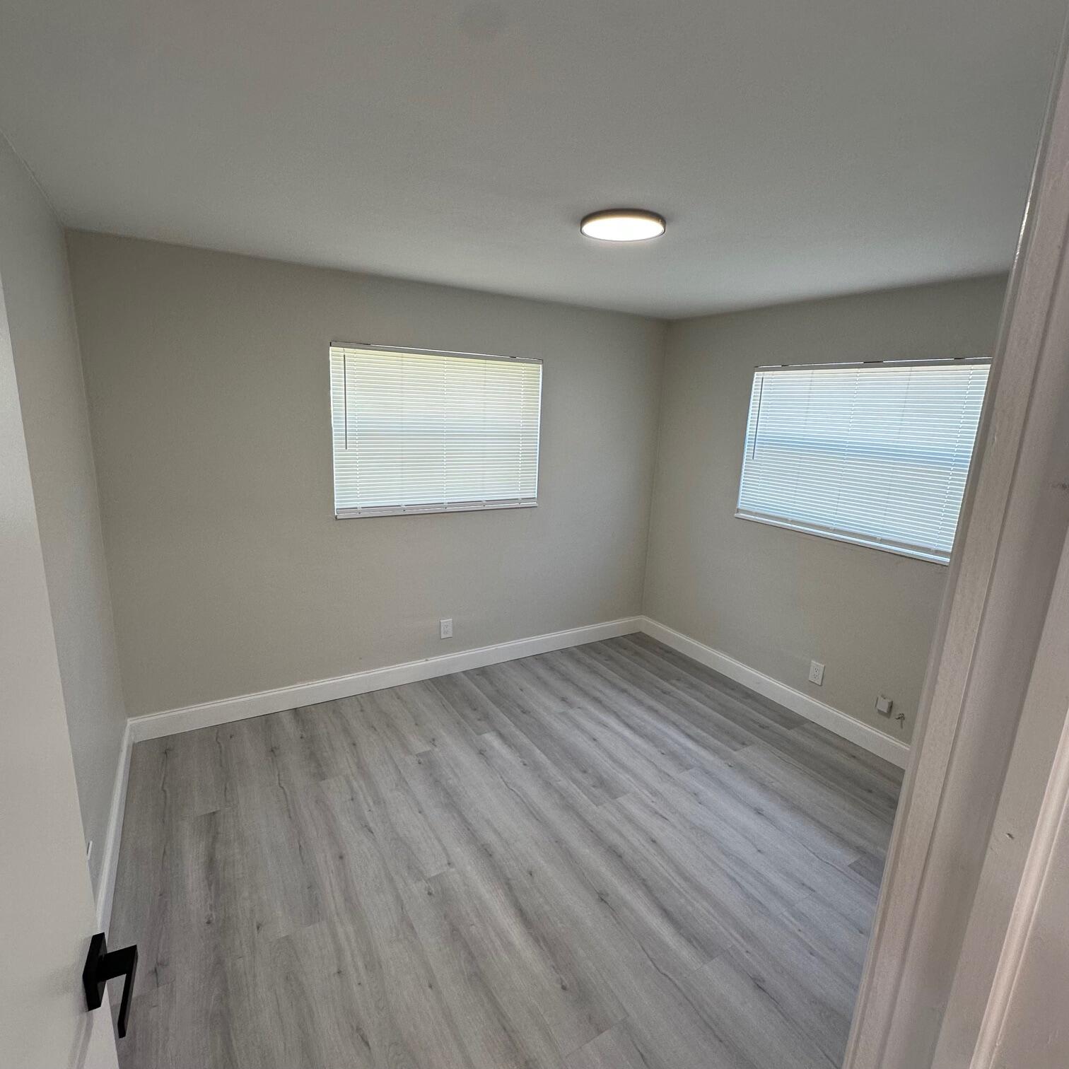 PLAZA ESTATES 3RD SEC - Residential Lease