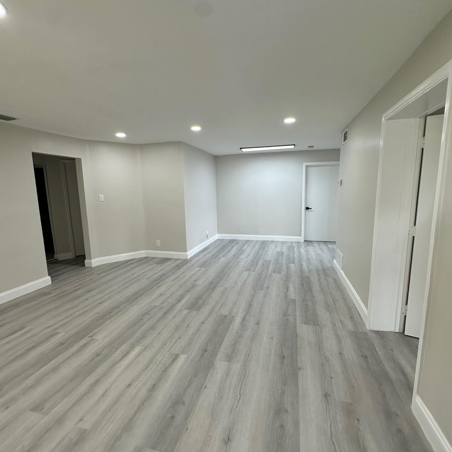 PLAZA ESTATES 3RD SEC - Residential Lease