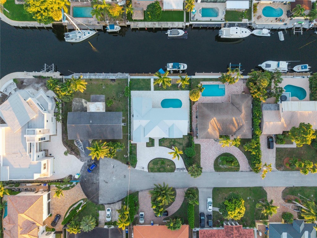 Country Club Isles 42-40 - Residential