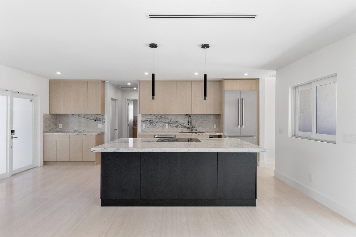 Country Club Isles 42-40 - Residential