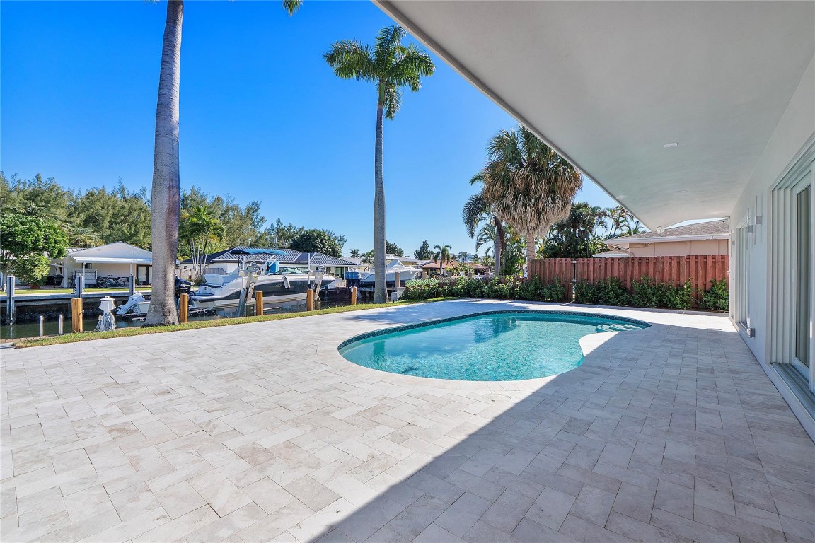 Country Club Isles 42-40 - Residential