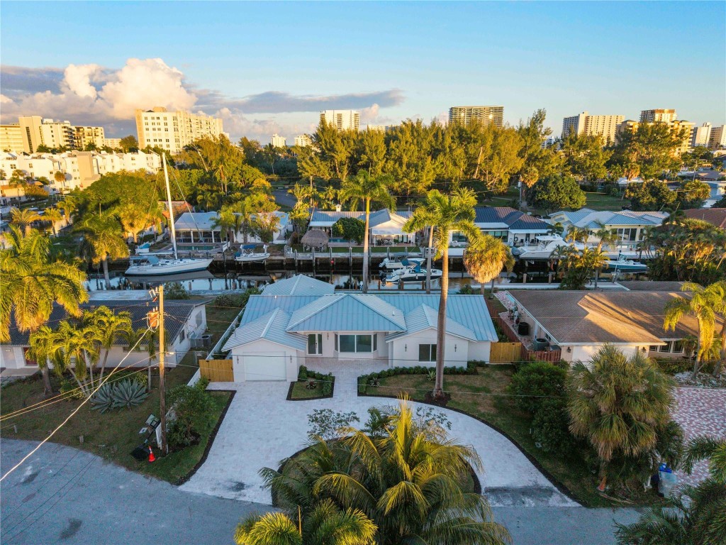 Country Club Isles 42-40 - Residential