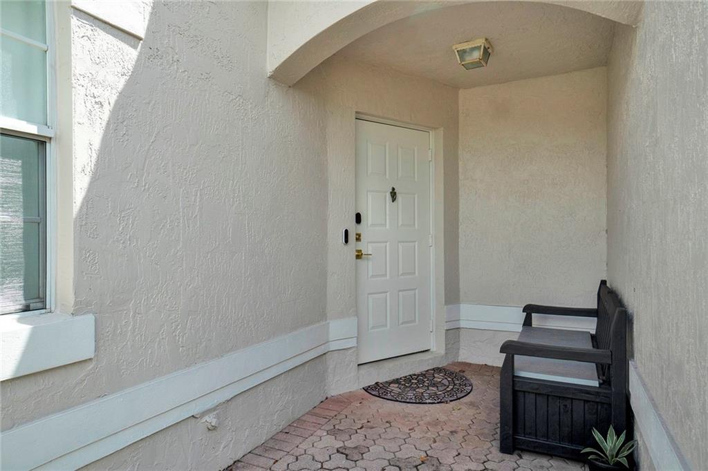 Kensington South 155-15 B - Residential