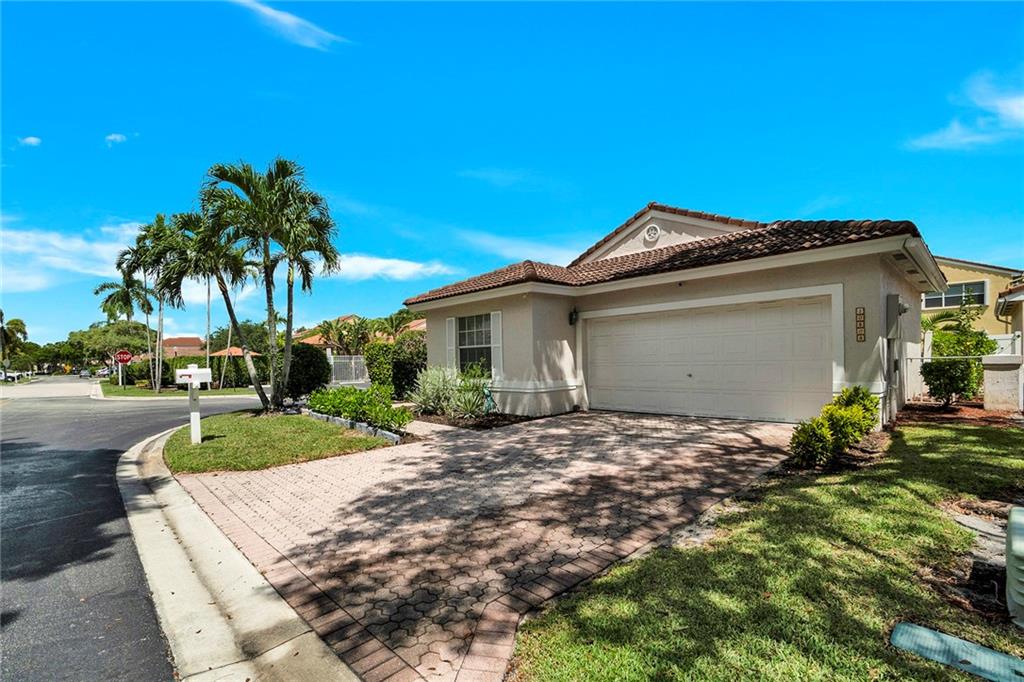 Kensington South 155-15 B - Residential