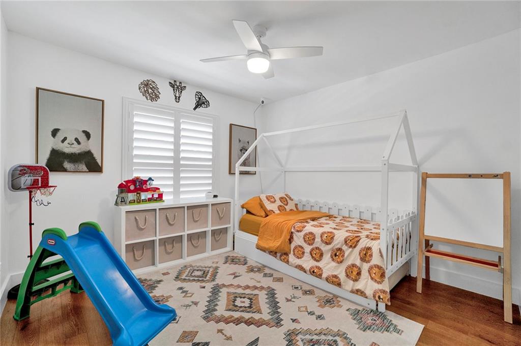 Kensington South 155-15 B - Residential