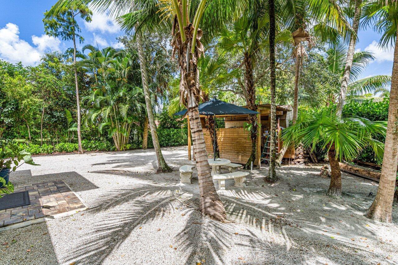 PINEWOOD EAST OF WELLINGT - Residential Lease