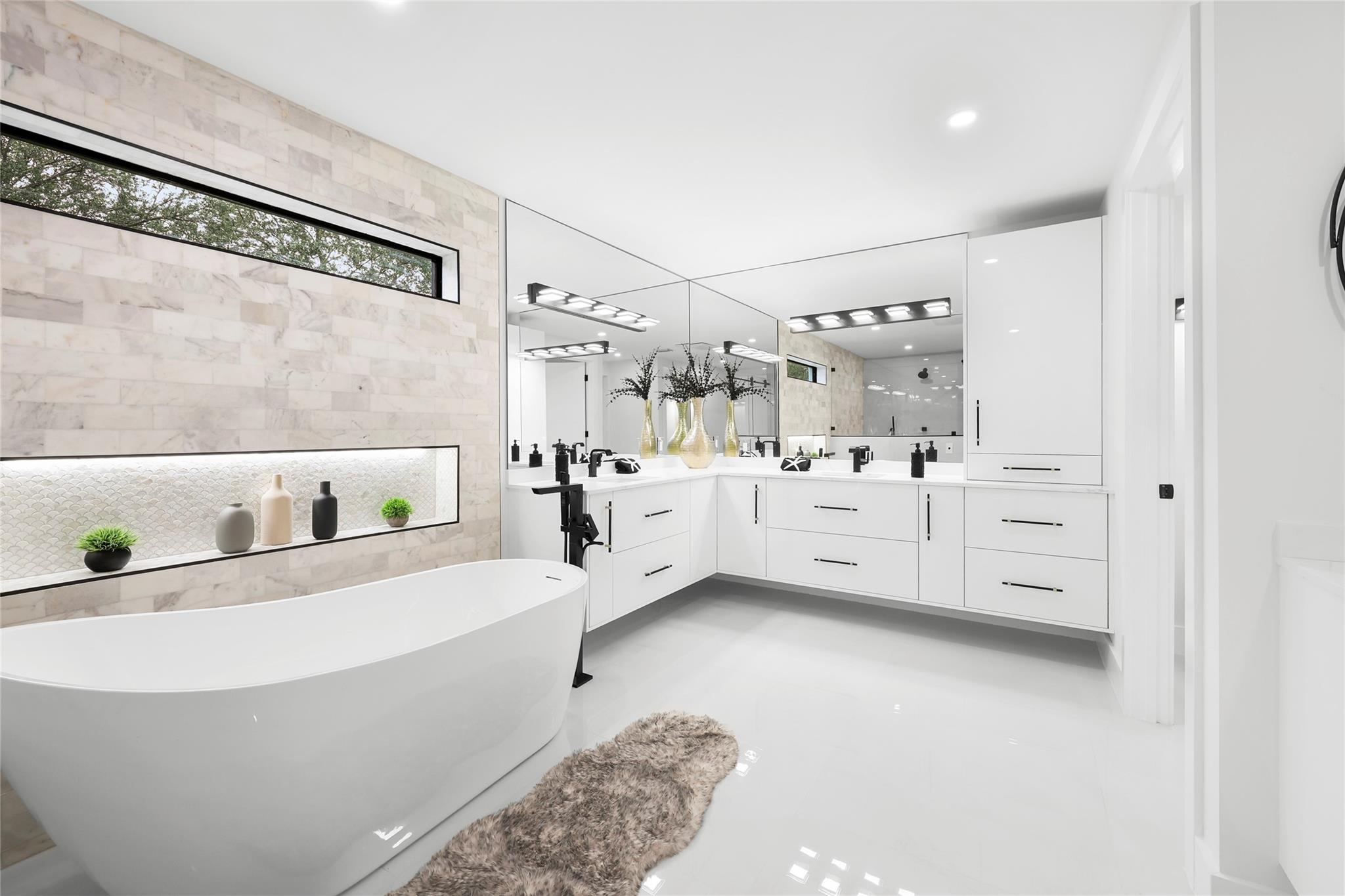 Running Brook Hills 70-23 - Residential