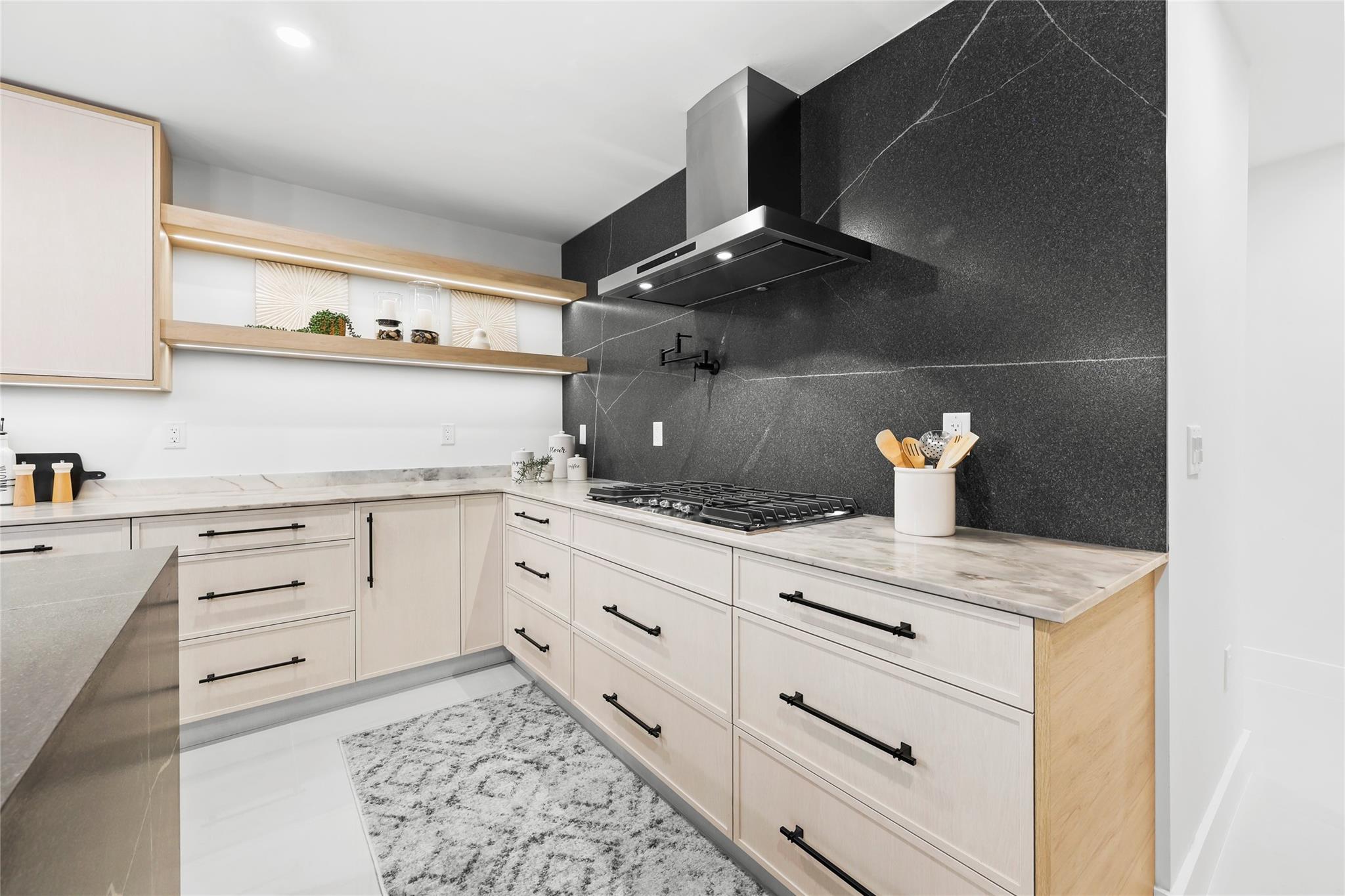 Running Brook Hills 70-23 - Residential