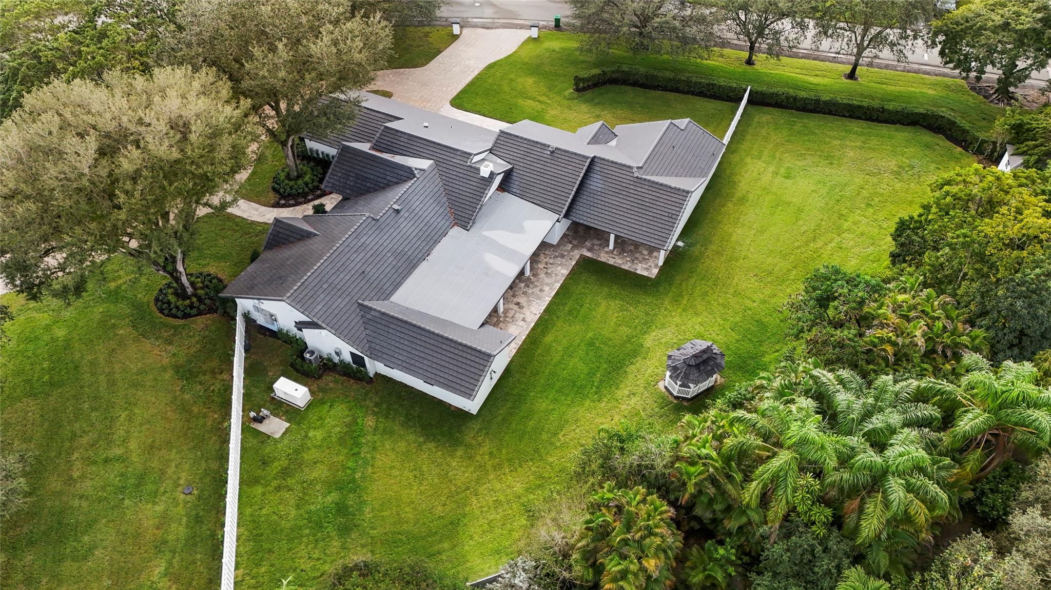 Running Brook Hills 70-23 - Residential