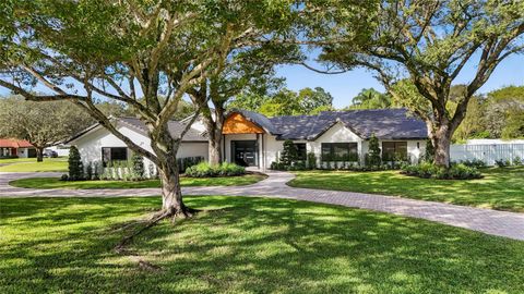 3820 NW 101st Dr Coral Springs FL 33065