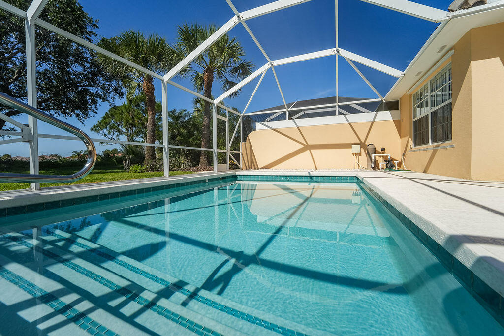 THE RETREAT - Residential