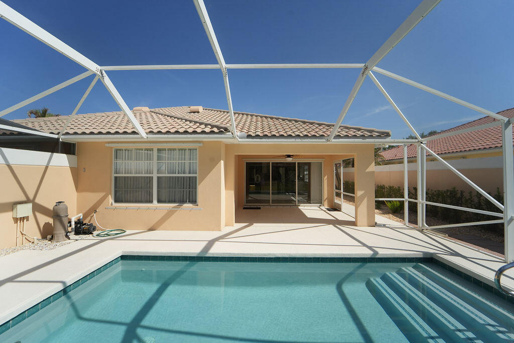 THE RETREAT - Residential