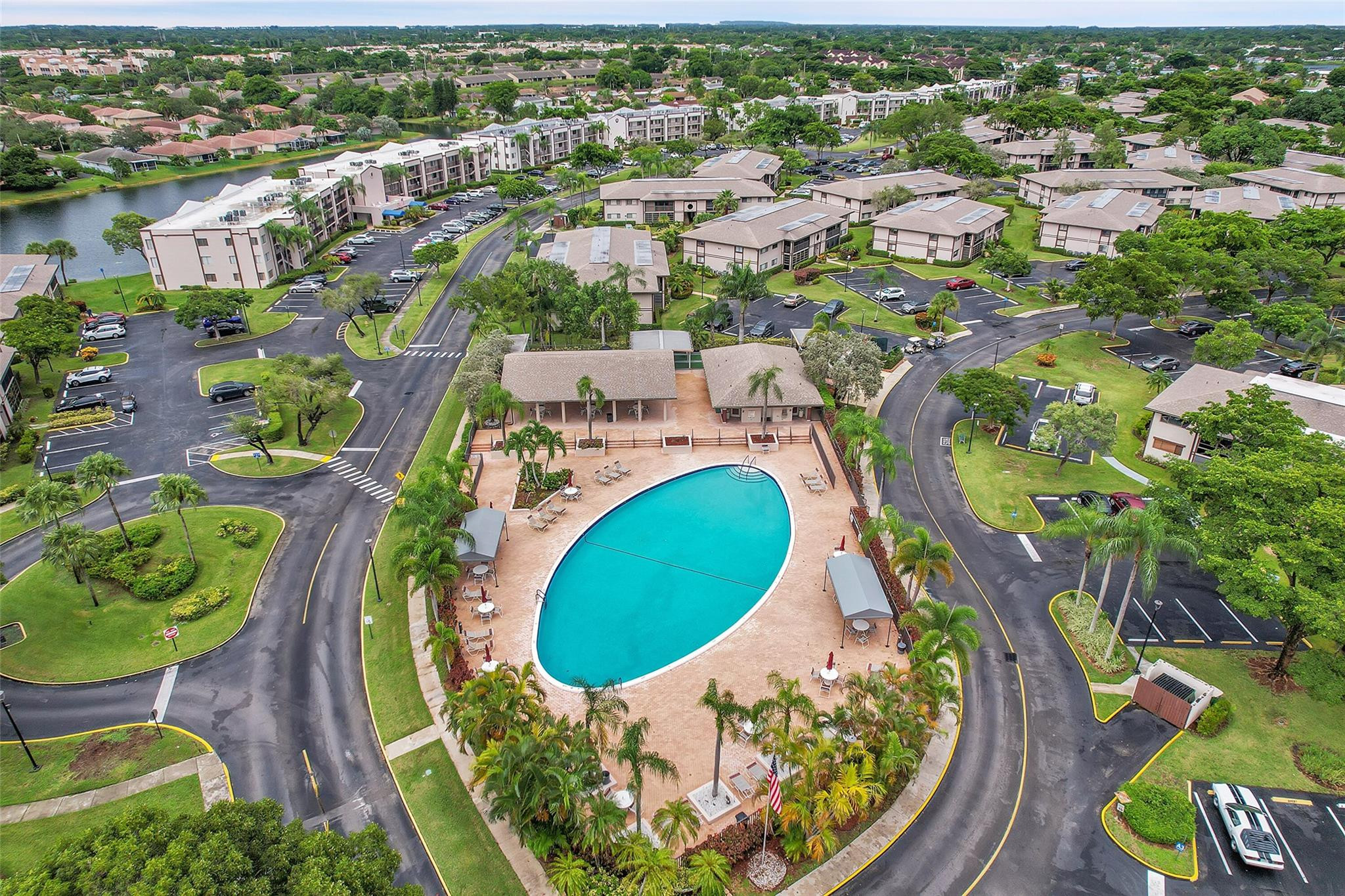 Belfort Condo C - Residential