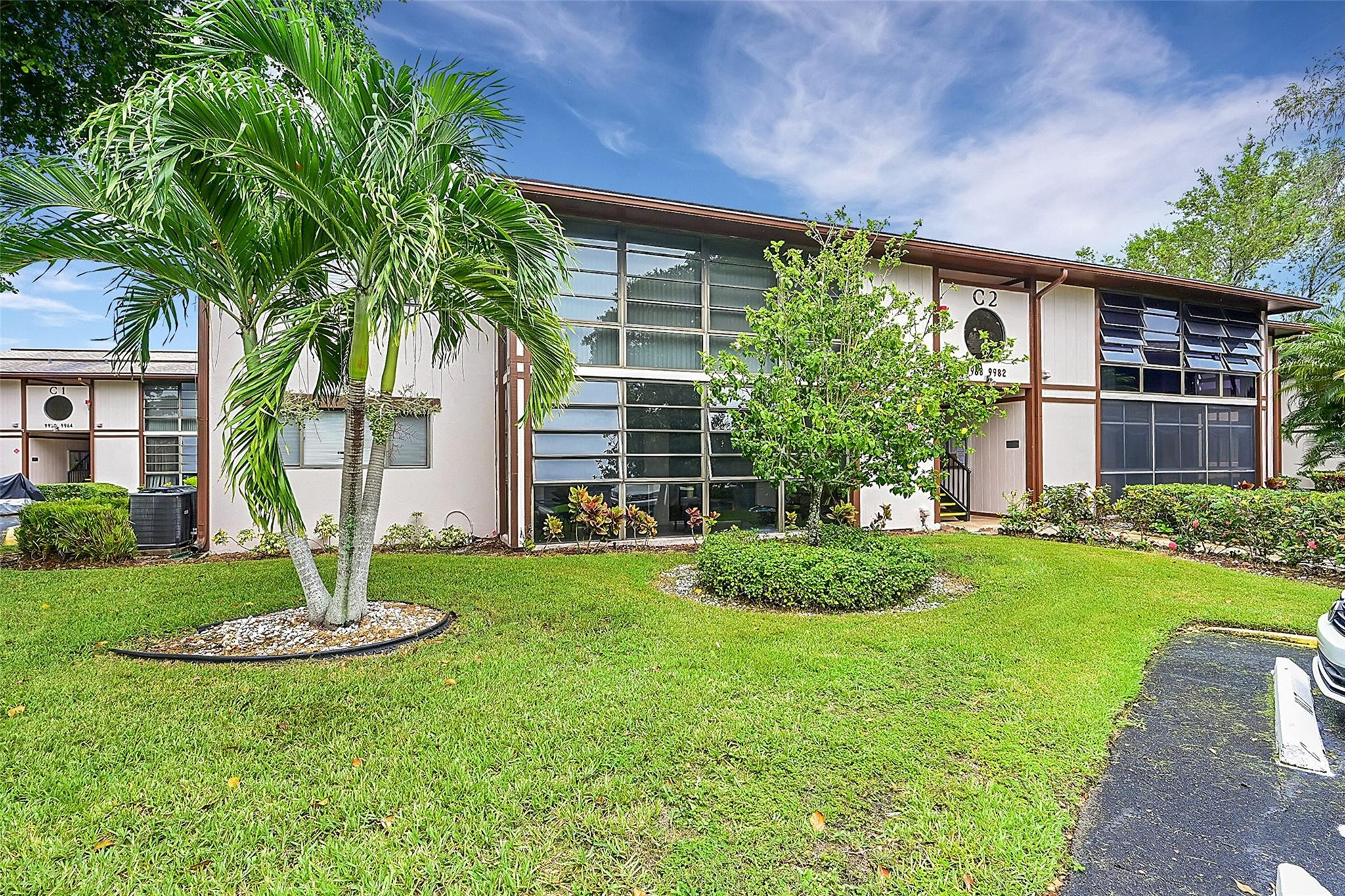 Belfort Condo C - Residential