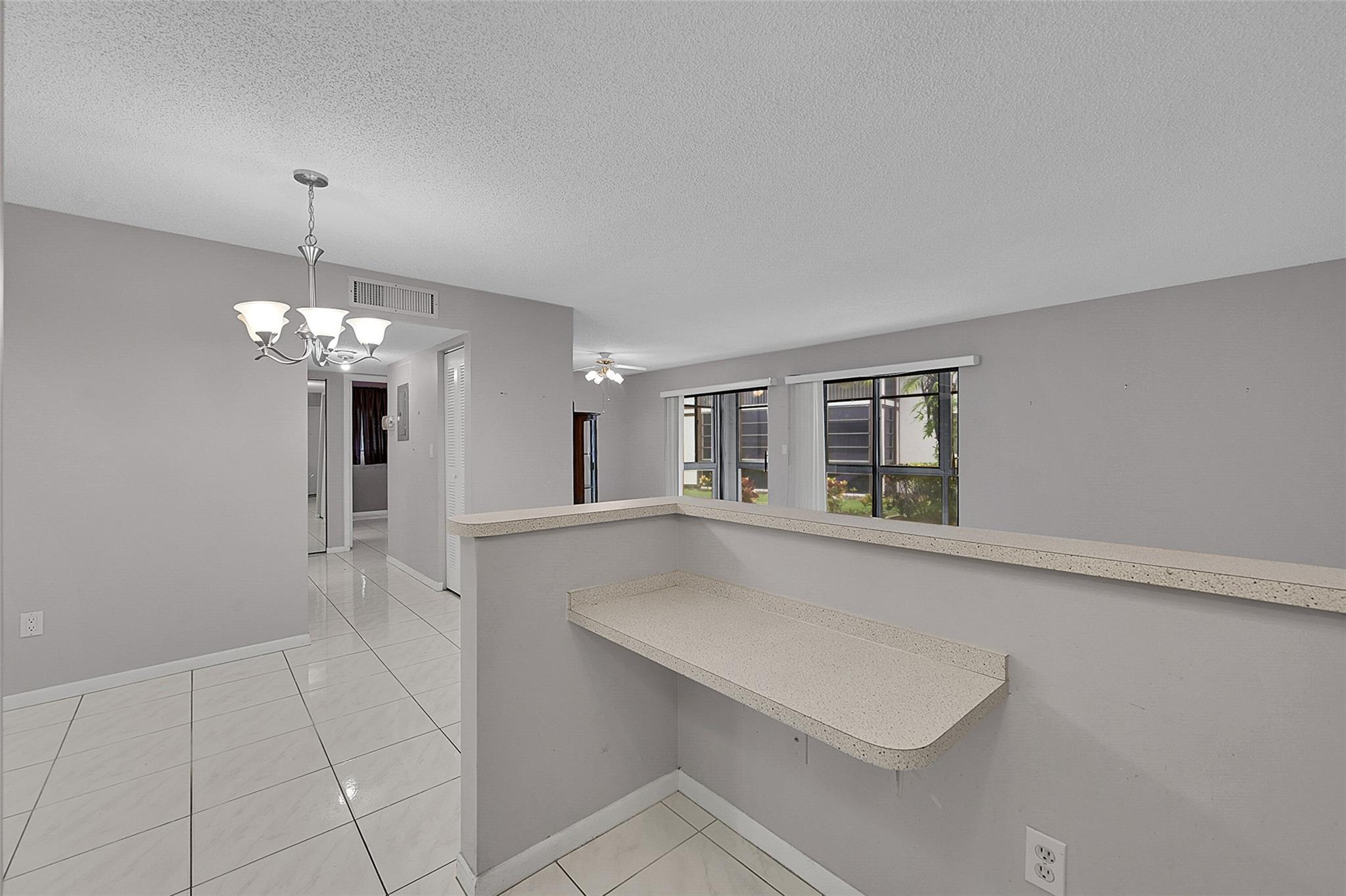 Belfort Condo C - Residential