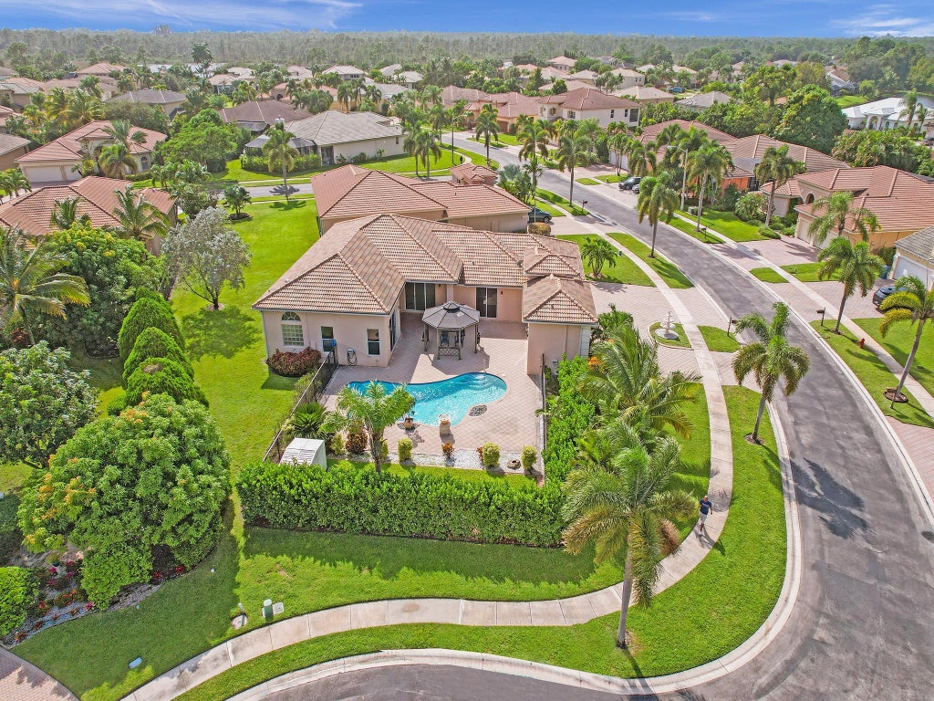 Photo of 2933 E Fontana Court, Royal Palm Beach, FL 33411 (MLS # B26079438)